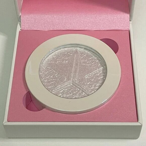 Jeffree Star | Extreme Frost Highlighting Powder in Sour Ice - Picture 4 of 5